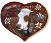 Coeur en bois peint  - Vache "Abondance".